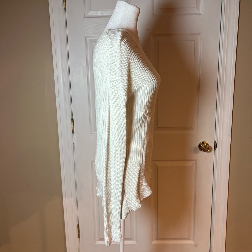 Calvin Klein Women Size Small Ivory Knit Asymmetrical Scalloped Hem Sweater - Picture 3 of 5